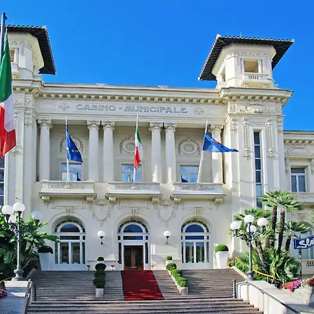 La Piazza By Interhome